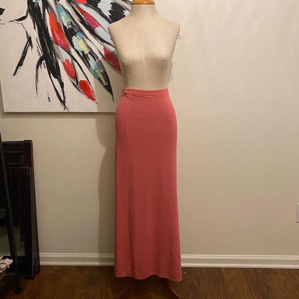 Vintage Peck & Peck muted pink long knit maxi skirt with slit M
